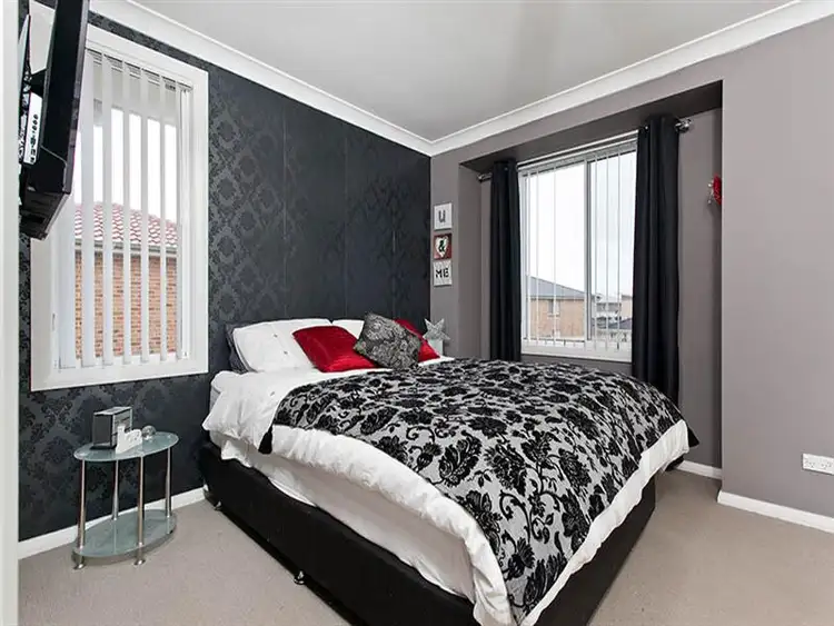 Sixth view of Homely townhouse listing, 1/27A Hennesy Street, Flinders NSW 2529
