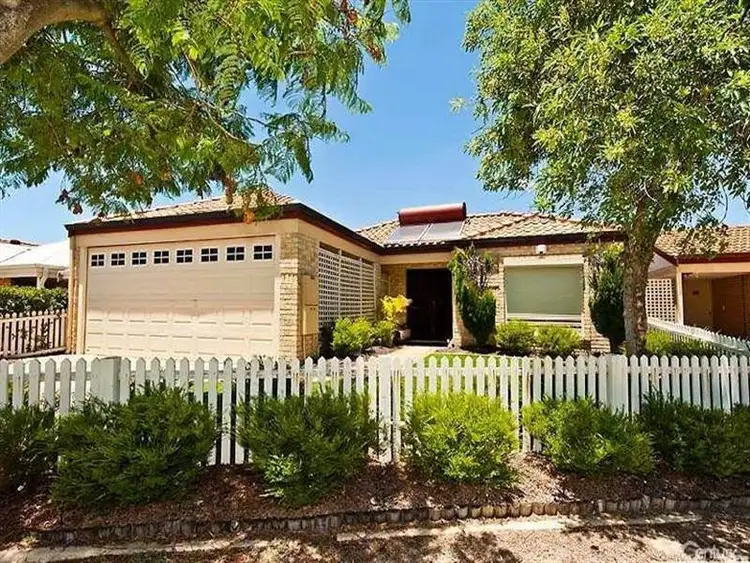 4 Solanum Court, Ellenbrook WA 6069