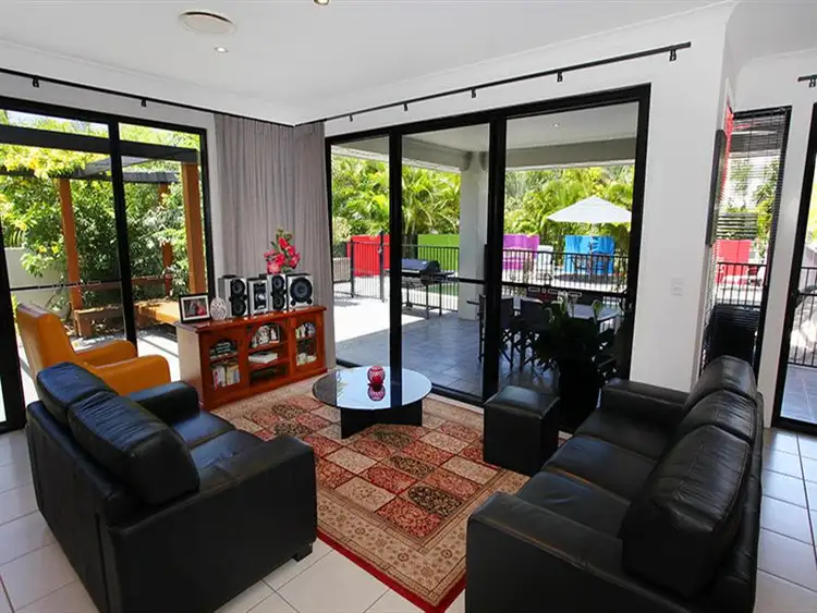 29 Baker Finch Place, Twin Waters QLD 4564