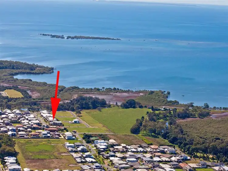 Second view of Homely house listing, 18 Seaspray Street, Thornlands QLD 4164