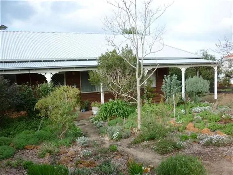 10 Mount Barker Road, Mount Barker WA 6324