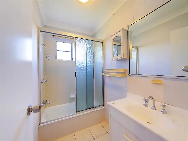Sixth view of Homely unit listing, 4/25 Clayton Street, Hermit Park QLD 4812