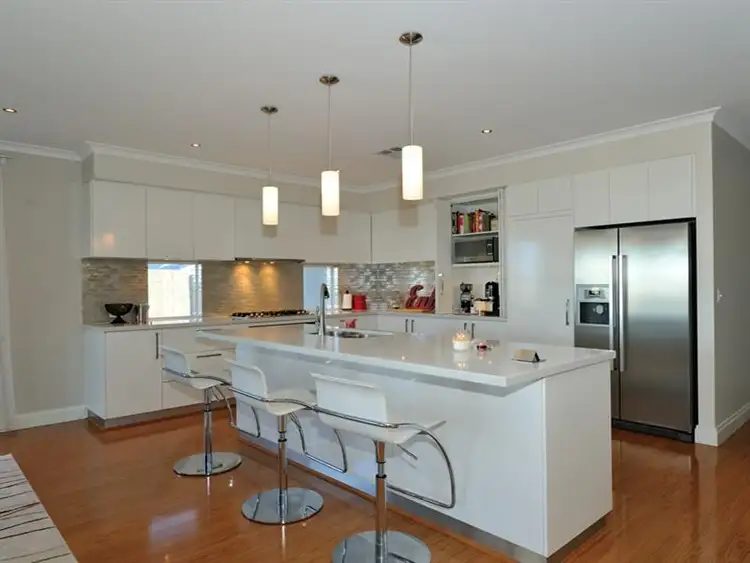 Second view of Homely house listing, 2 Rainbird Street, Baldivis WA 6171