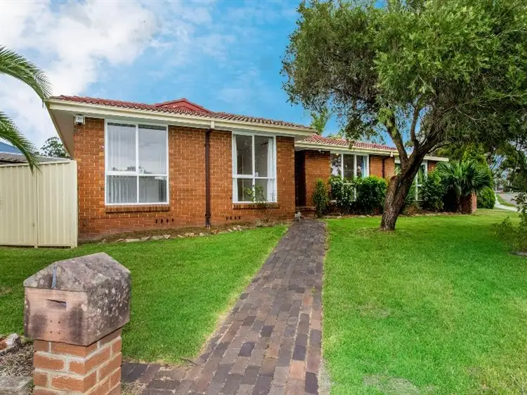 1 Chisholm Avenue, Werrington County NSW 2747