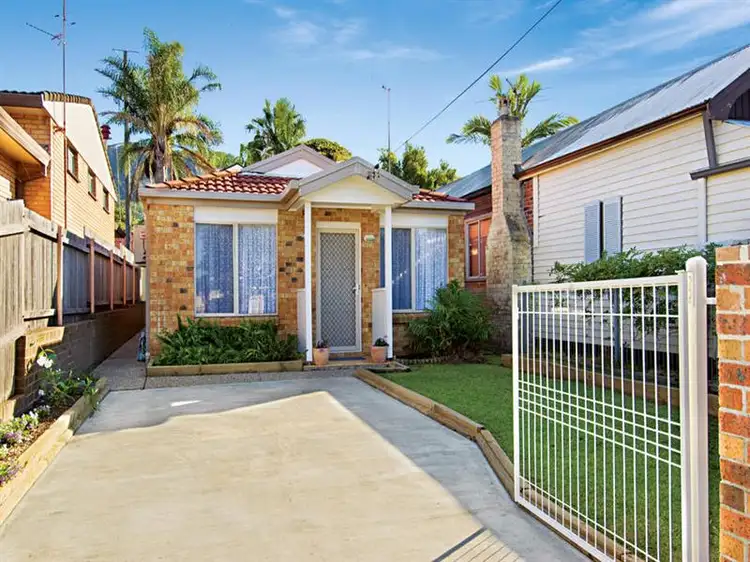 1/238b Lawrence Hargrave Drive, Thirroul NSW 2515