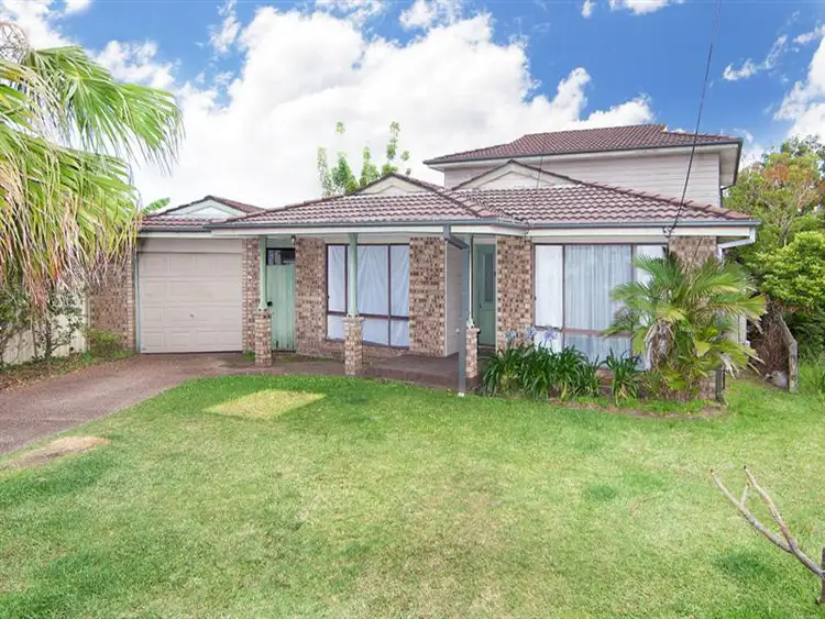 4 Barramundi Place, Bateau Bay NSW 2261