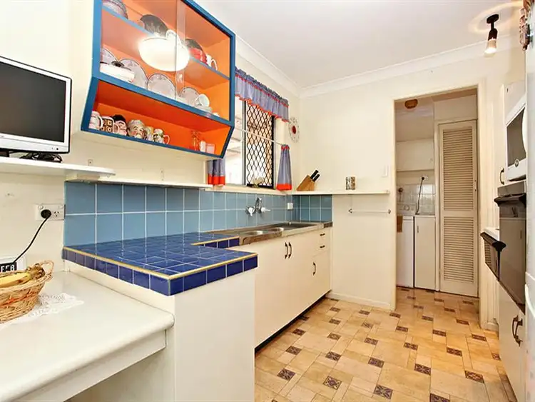 Fifth view of Homely house listing, 2 Flag Street, Jamboree Heights QLD 4074