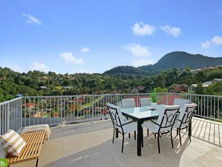 18b Murrogun Crescent, Cordeaux Heights NSW 2526
