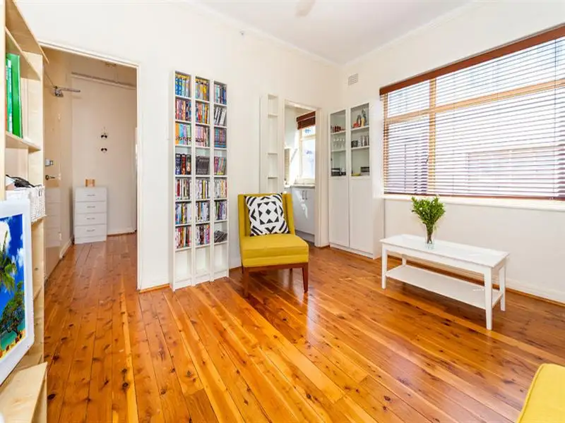 Main view of Homely apartment listing, 12/94 Elizabeth Bay Road, Elizabeth Bay NSW 2011