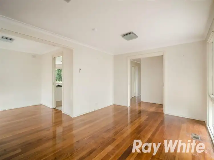 Fifth view of Homely house listing, 4 Consort Avenue, Vermont South VIC 3133
