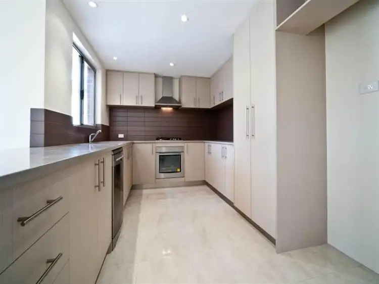 Second view of Homely townhouse listing, 2/386 Belgravia Street, Cloverdale WA 6105