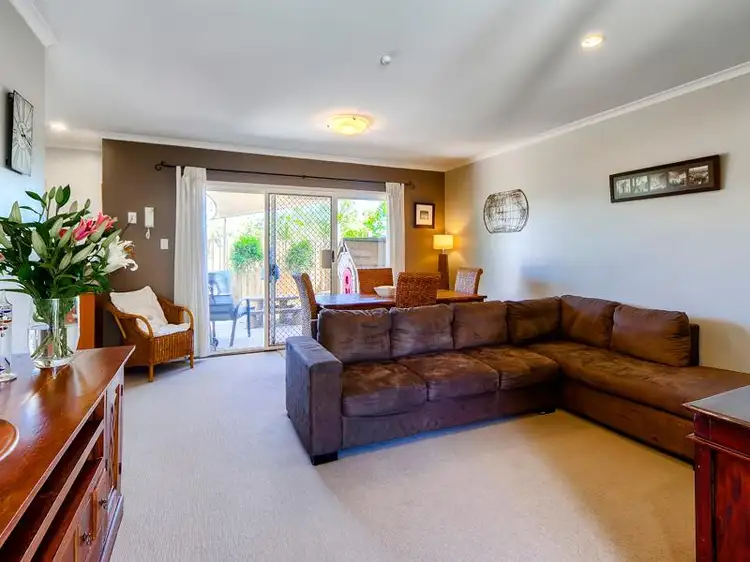 Second view of Homely house listing, 2/139 Pring Street, Hendra QLD 4011