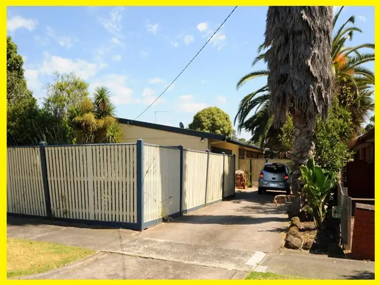 27 Mary Avenue, Edithvale VIC 3196
