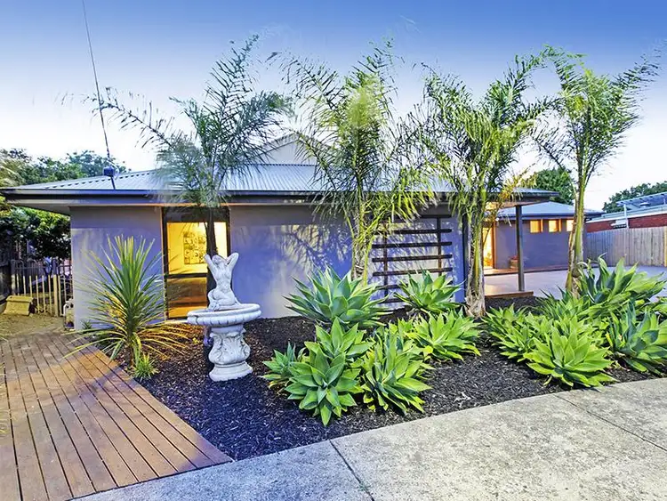 Second view of Homely house listing, 5 Gurley Court, Grovedale VIC 3216