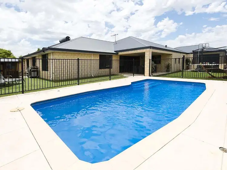 Main view of Homely house listing, 10 Dublin Lane, Canning Vale WA 6155