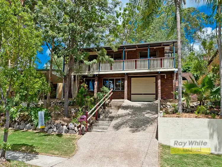 33 Tarnook Drive, Ferny Hills QLD 4055