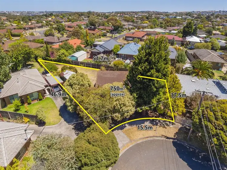 Second view of Homely house listing, 11 Edith Court, Belmont VIC 3216