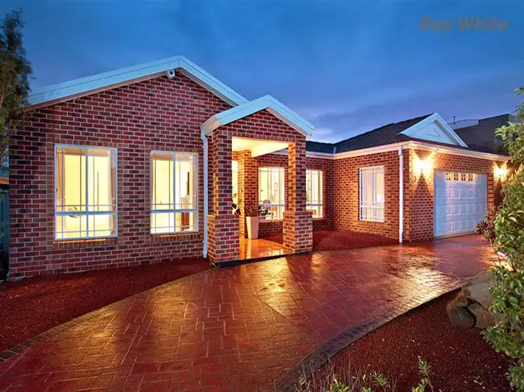 3 Wales Court, Hillside VIC 3037