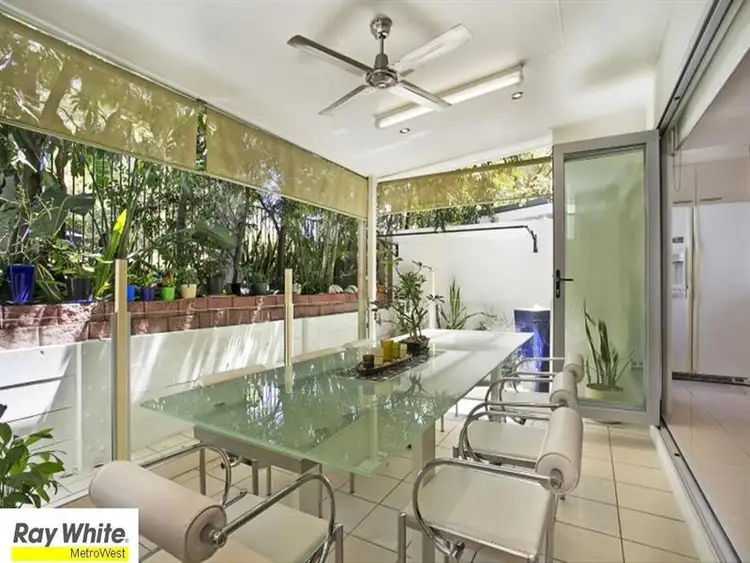 Main view of Homely townhouse listing, 1/146 Carmody Road, St Lucia QLD 4067