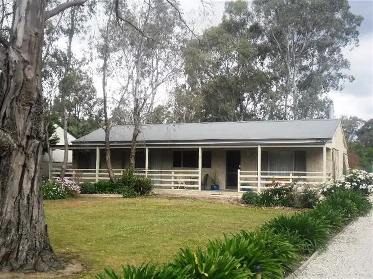 23 Wattle Drive, Heathcote VIC 3523