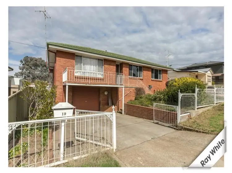 Main view of Homely townhouse listing, 19 Gilmore Place, Queanbeyan NSW 2620