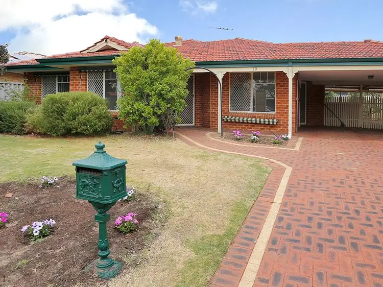 19 Graduate Place, Marangaroo WA 6064