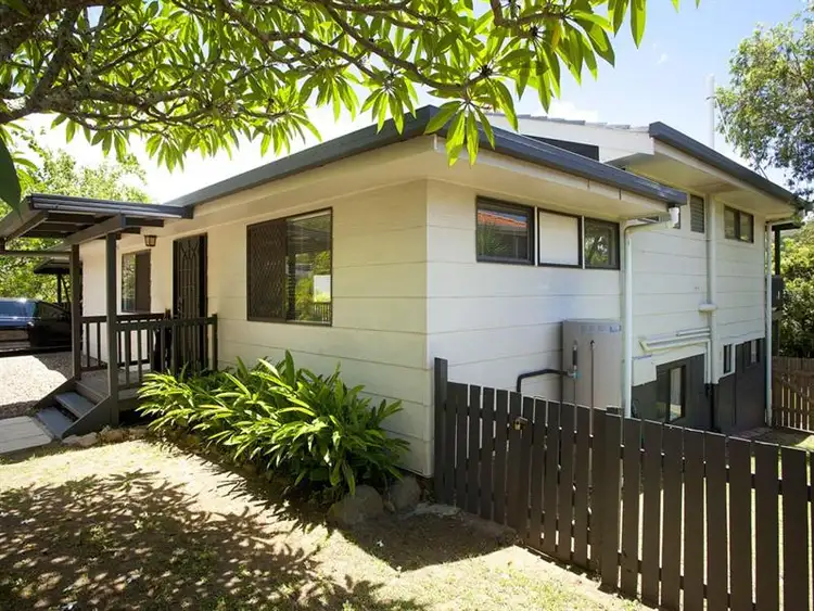 11 Warruga Street, The Gap QLD 4061