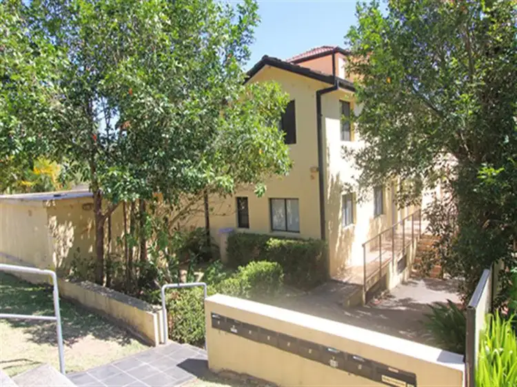 6/74 Faunce Street West, Gosford NSW 2250