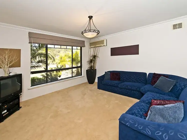 Sixth view of Homely house listing, 4 Prior Close, Canning Vale WA 6155