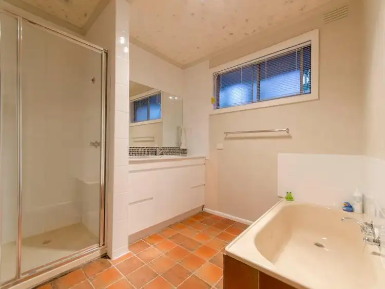 Sixth view of Homely house listing, 3 Kandy Court, Frankston VIC 3199