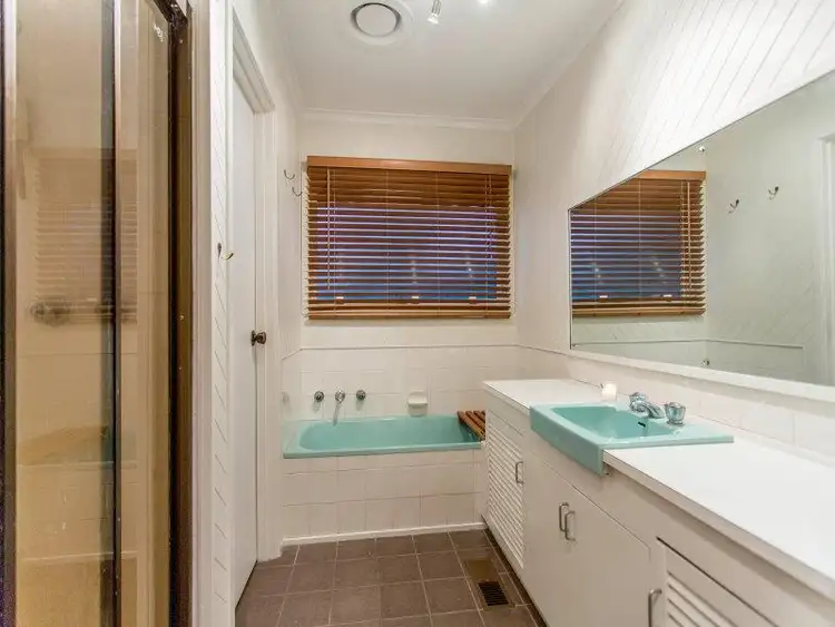 Seventh view of Homely house listing, 6 Lawn Court, Frankston VIC 3199