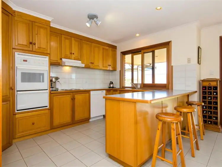 Third view of Homely house listing, 5 Grandview Court, Mount Gambier SA 5290