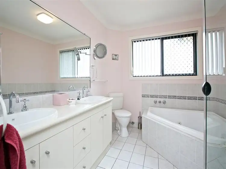 Seventh view of Homely house listing, 15 Highgreen Close, Kuraby QLD 4112