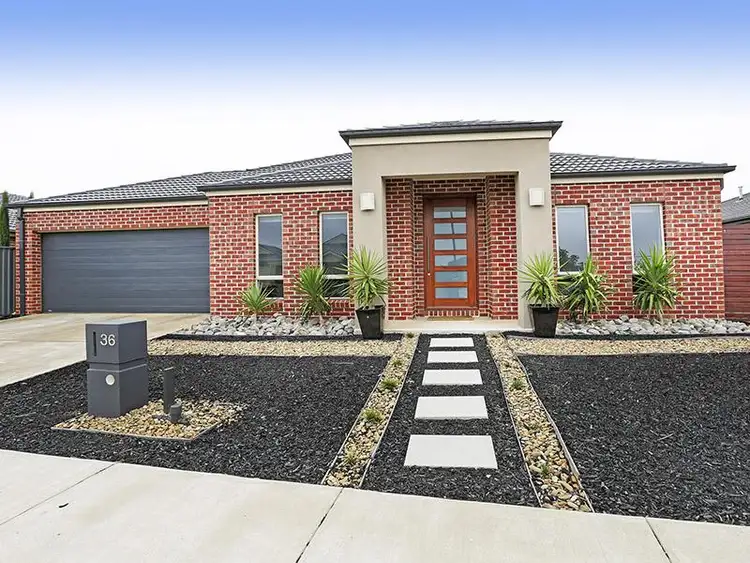 36 Moorhen Drive, Lara VIC 3212