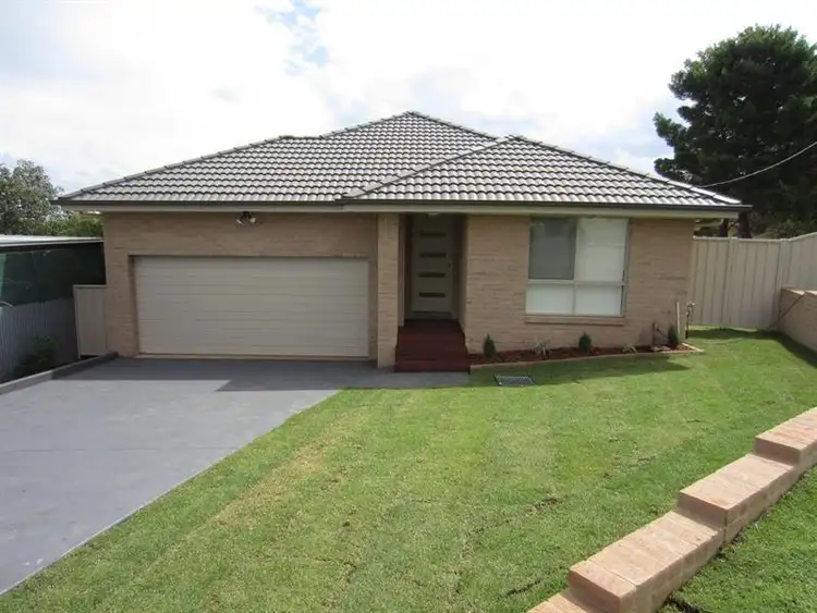 Second view of Homely house listing, 7 Parry Drive, Temora NSW 2666