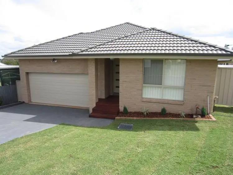 Main view of Homely house listing, 7 Parry Drive, Temora NSW 2666