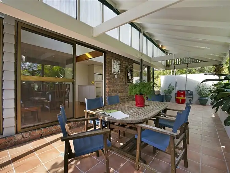 Sixth view of Homely house listing, 2 Farnworth Street, Chapel Hill QLD 4069
