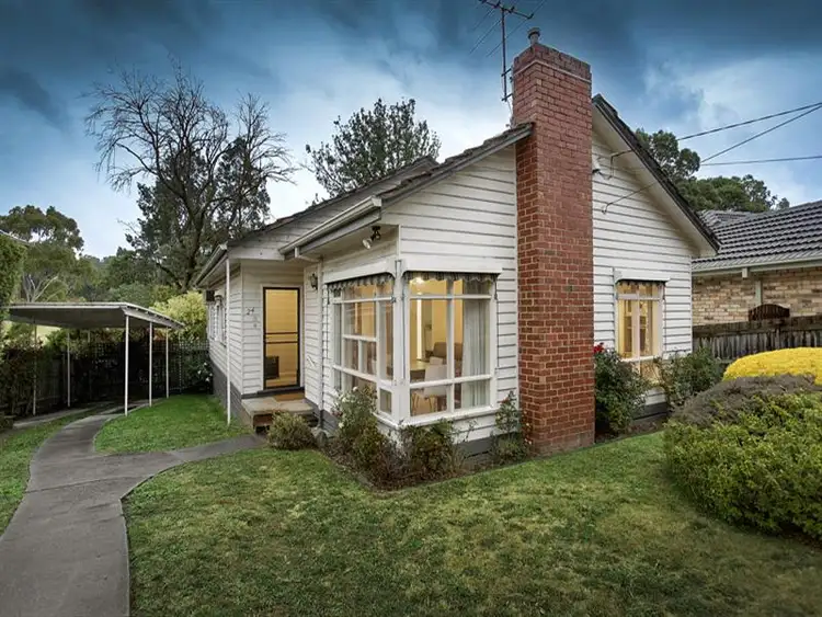 24 Leonard Street, Burwood VIC 3125
