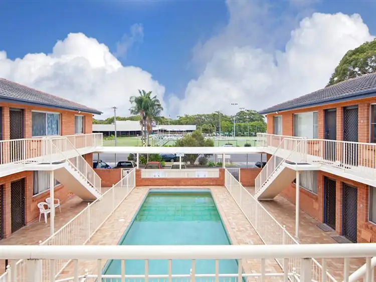 4/10-12 Bias Avenue, Bateau Bay NSW 2261