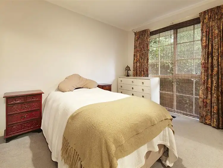 Sixth view of Homely house listing, 2/2 Collins Street, Chadstone VIC 3148