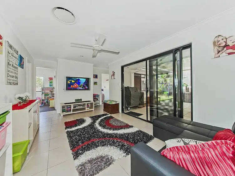 Fifth view of Homely house listing, 10 Blairgowrie Street, Macgregor QLD 4109