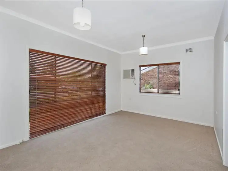 Fifth view of Homely house listing, 16 Dampier Boulevarde, Killarney Vale NSW 2261