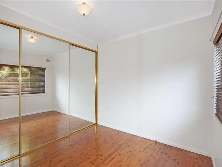 Seventh view of Homely house listing, 16 Dampier Boulevarde, Killarney Vale NSW 2261