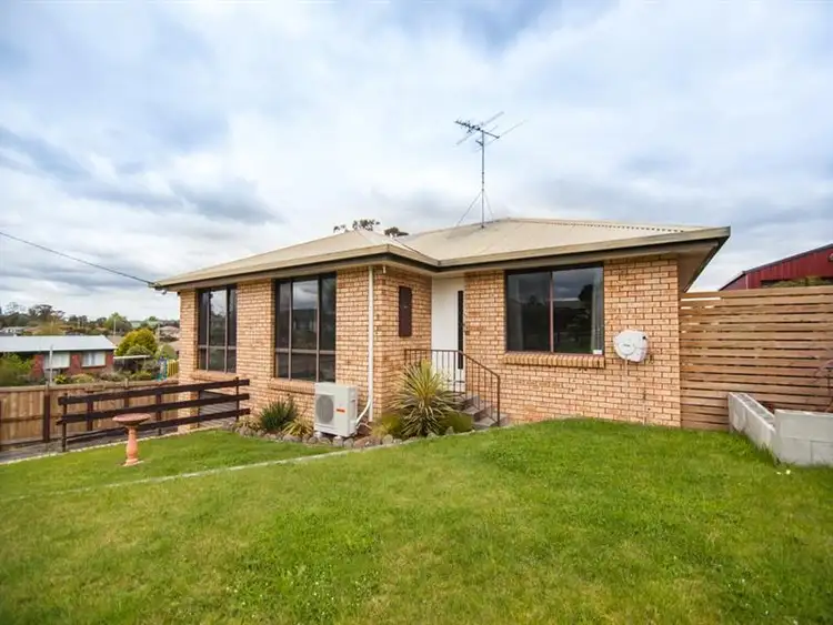33 Rowland Crescent, Summerhill TAS 7250