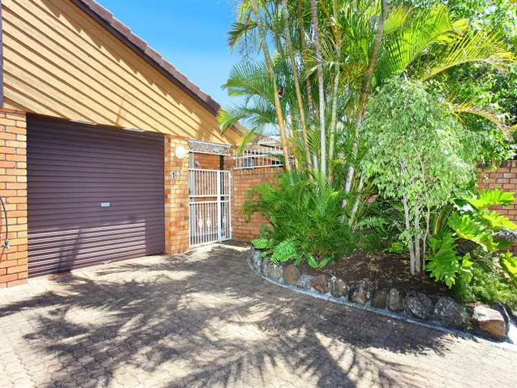 1 /172 Barrier Reef Drive, Mermaid Waters QLD 4218
