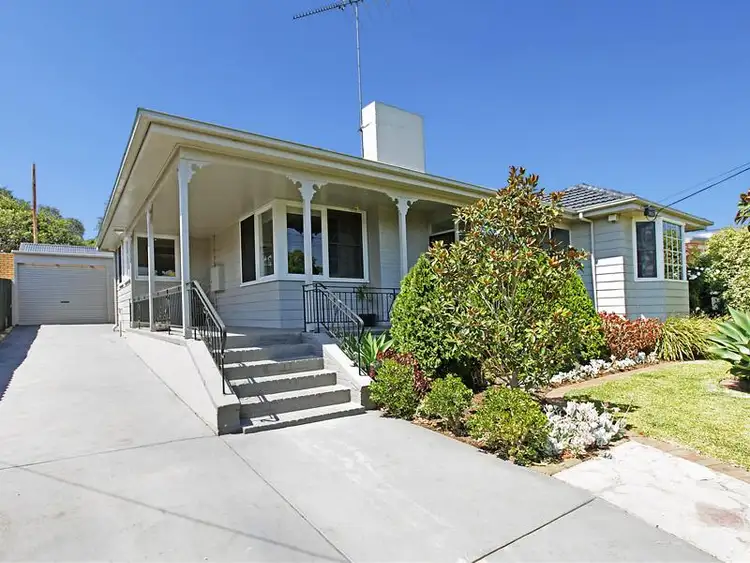 21 Iona Avenue, Belmont VIC 3216