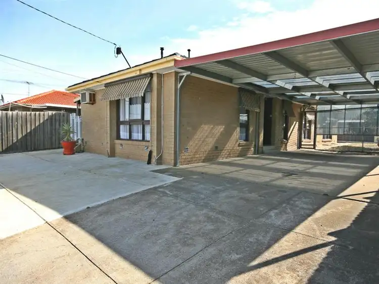 34 Sutherland Street, Albanvale VIC 3021