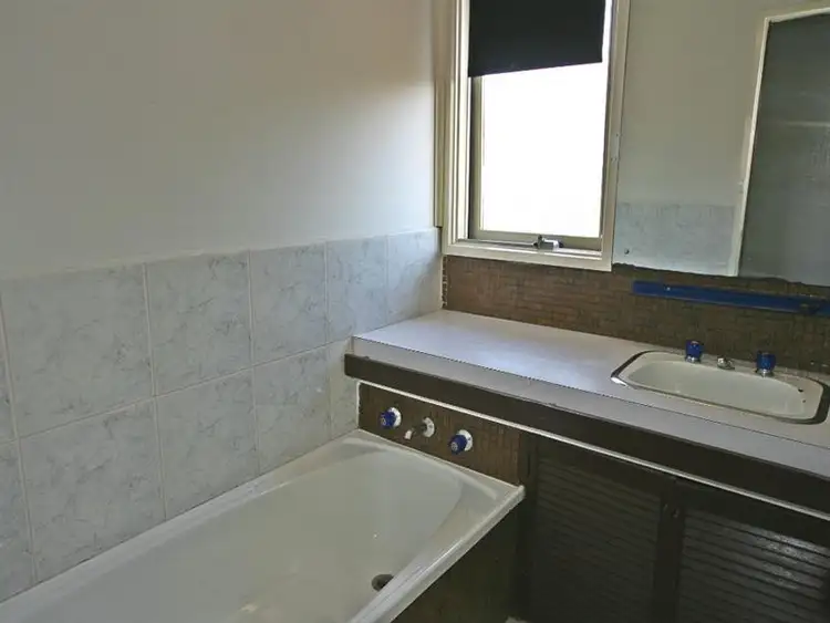 Fourth view of Homely house listing, 34 Sutherland Street, Albanvale VIC 3021