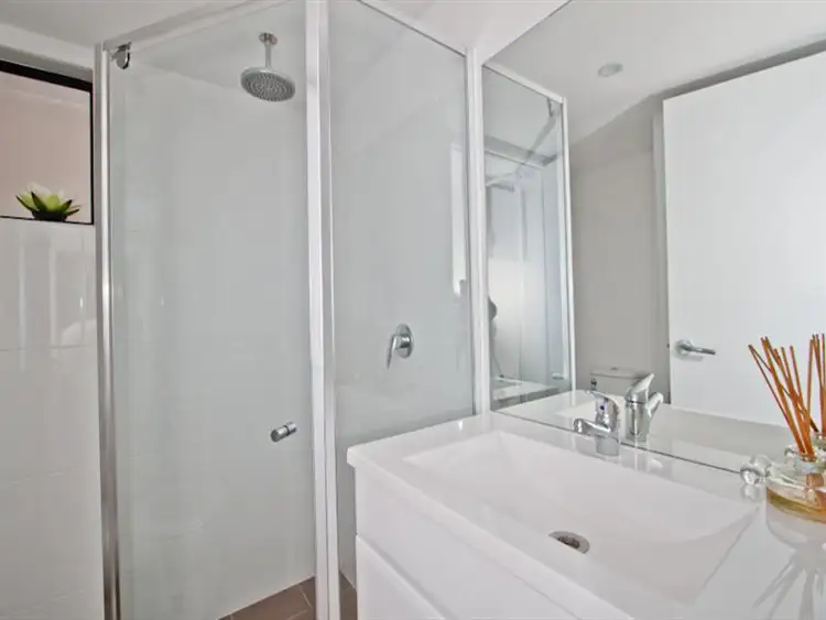 Fifth view of Homely unit listing, 21 Fenton Street, Fairfield QLD 4103