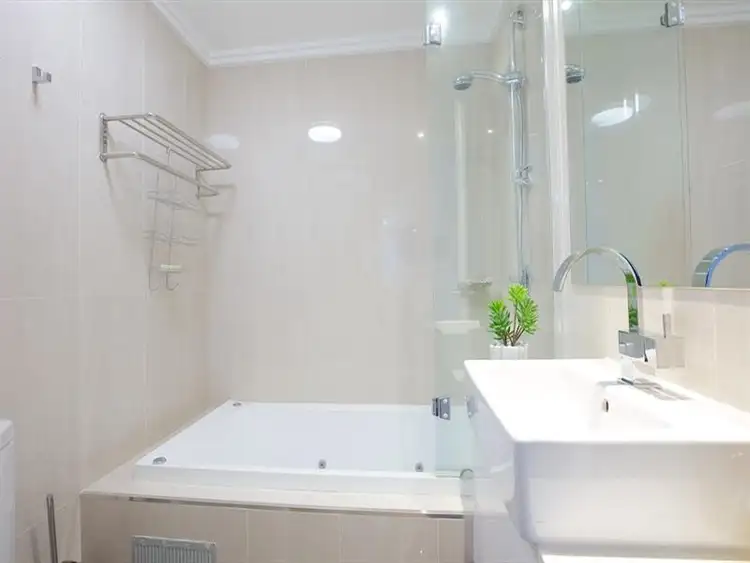 Sixth view of Homely unit listing, 2/508 Marine Parade, Biggera Waters QLD 4216